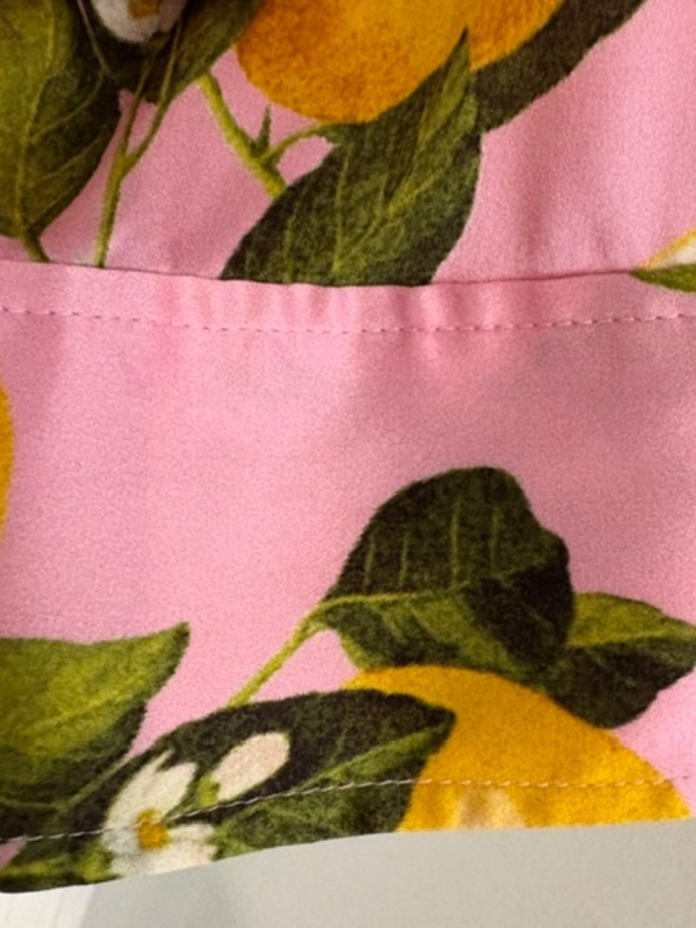 L'Agence 100% silk lemon floral button down blouse. - Picture 7 of 12